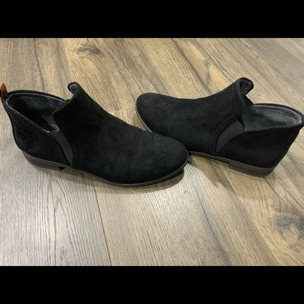 Dr. Scholl’s shoe bootie size 6